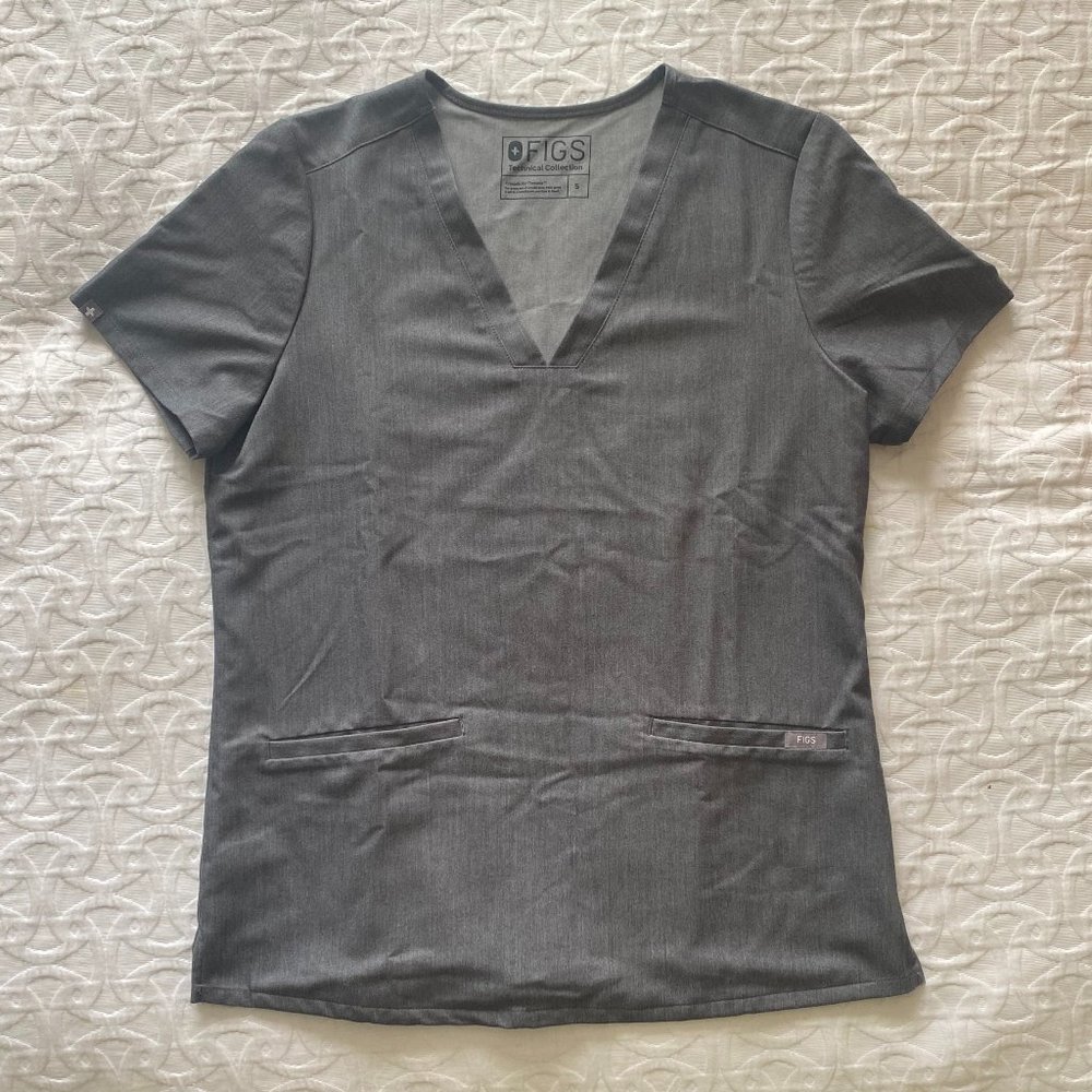 FIGS Scrub Top